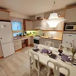 Апартаменты Cozy Townhouse In *